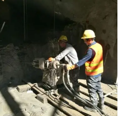 曲阜水下抗分散灌浆料特点 水下不分散注浆料介绍